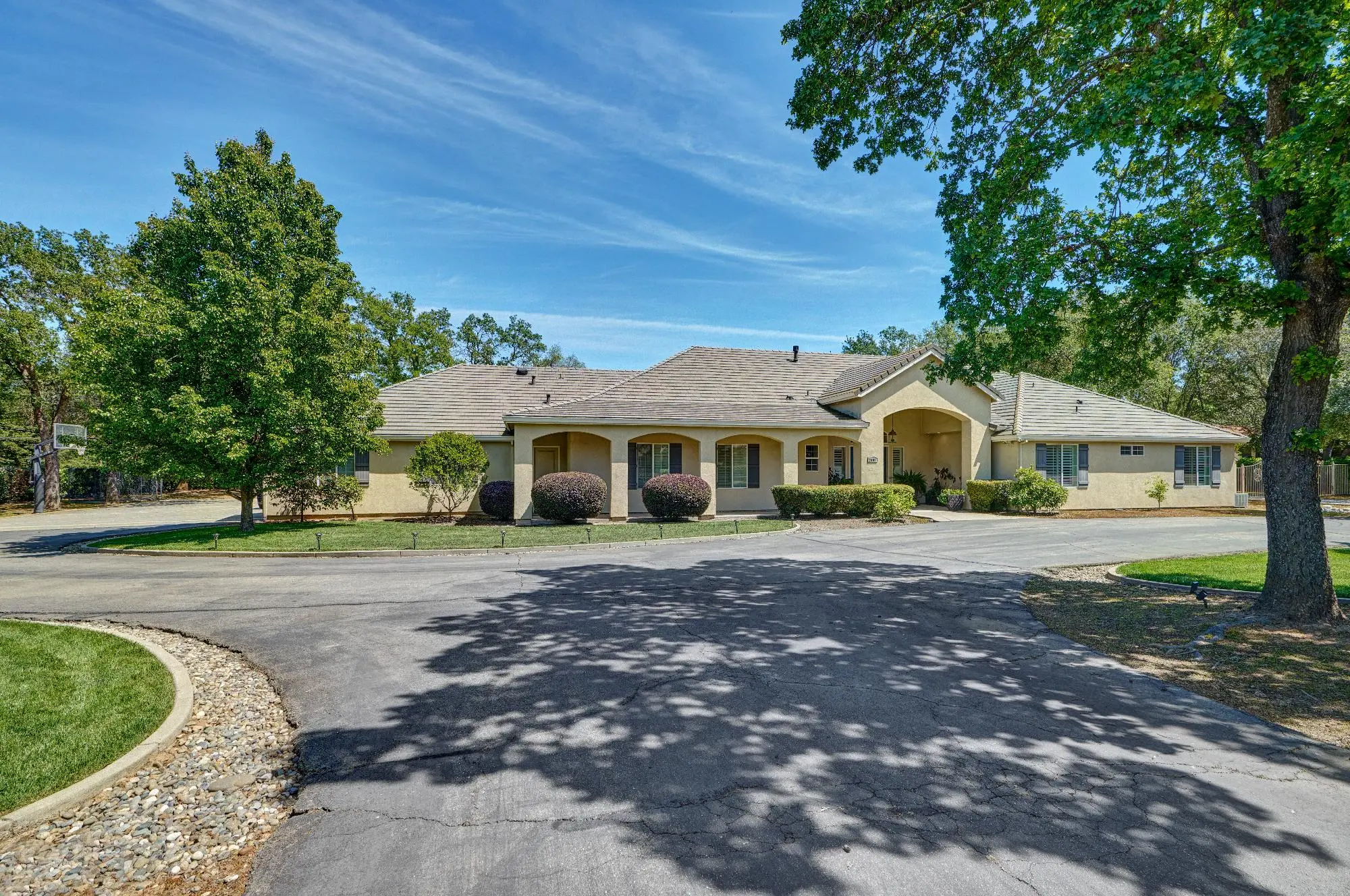 Men's Addiction treatment house in CA